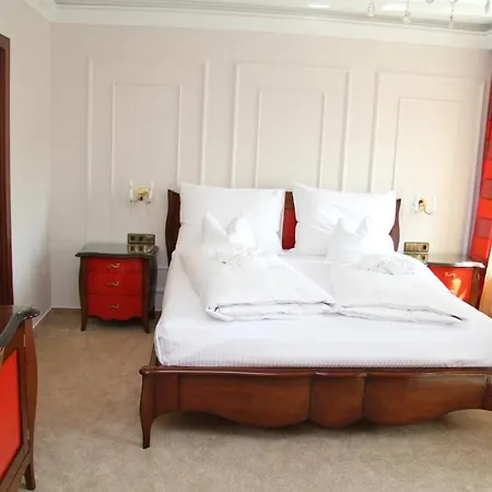 Zum Heiligen Geist Hotel 4*