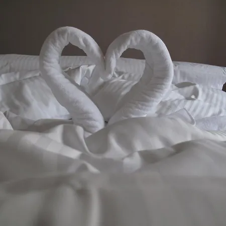 Zum Heiligen Geist מלון מריהצל