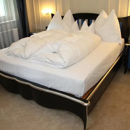 Zum Heiligen Geist Hotel 4*