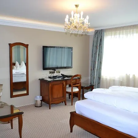 Zum Heiligen Geist Hotel