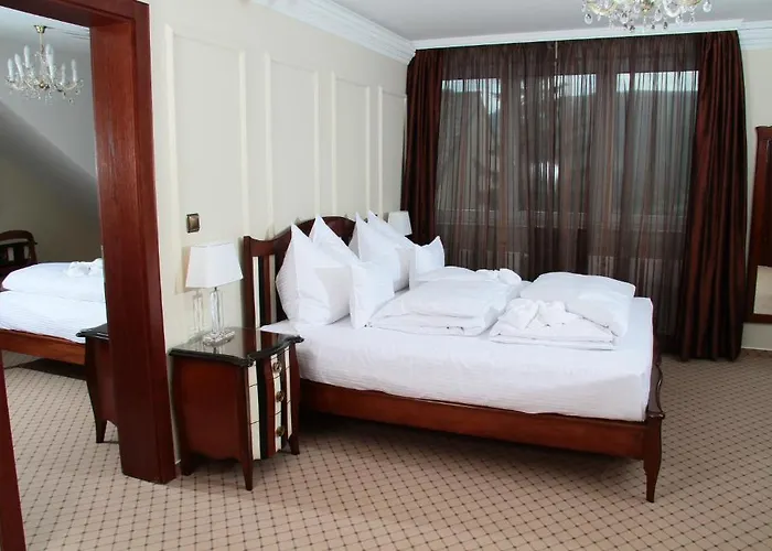 Zum Heiligen Geist Hotel